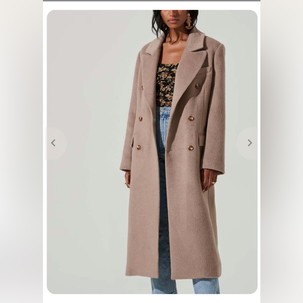 Astr the label Morana double breasted coat in taupe